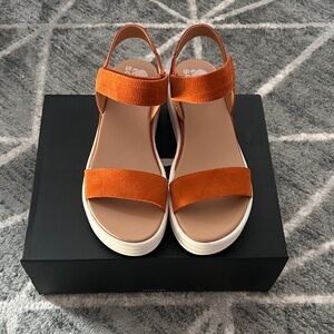 Sorel Cameron Flatform Sandal sz 8